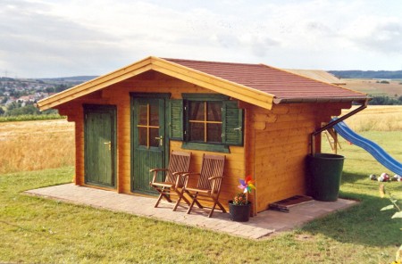 4,30 m X 2,50 m mit separatem Geräteraum, 33 mm | Karst Holzhaus